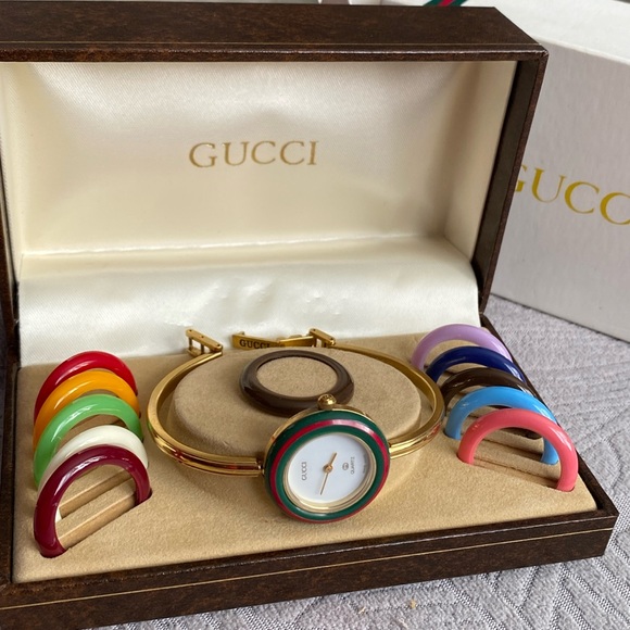 Gucci bangle watch - Picture 1 of 5